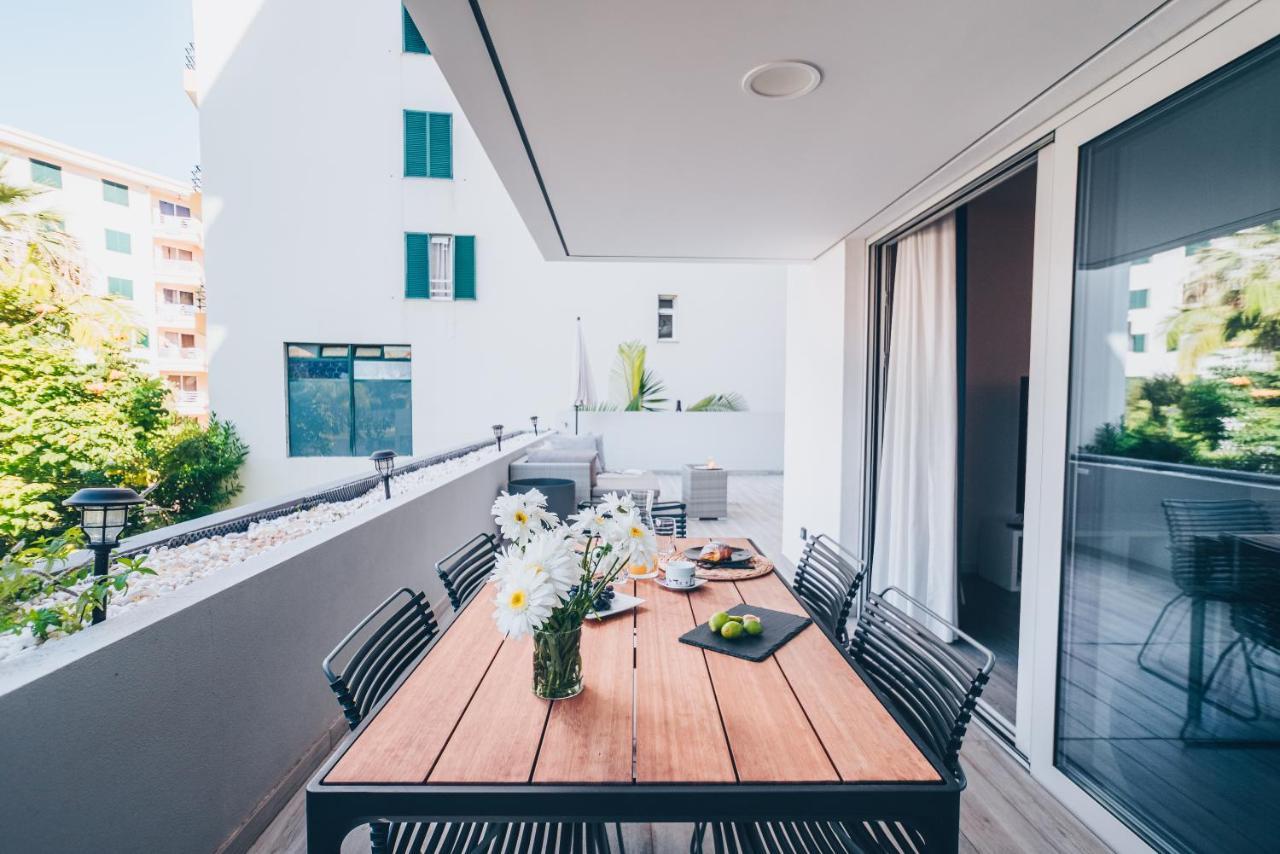 Elephant 2Br Apartment With Terrace, Side Sea View And Pool Access フンシャル エクステリア 写真