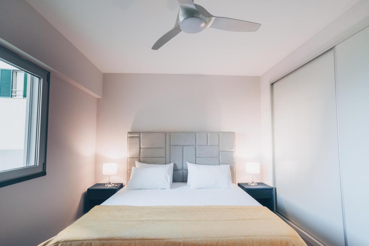 Elephant 2Br Apartment With Terrace, Side Sea View And Pool Access フンシャル エクステリア 写真