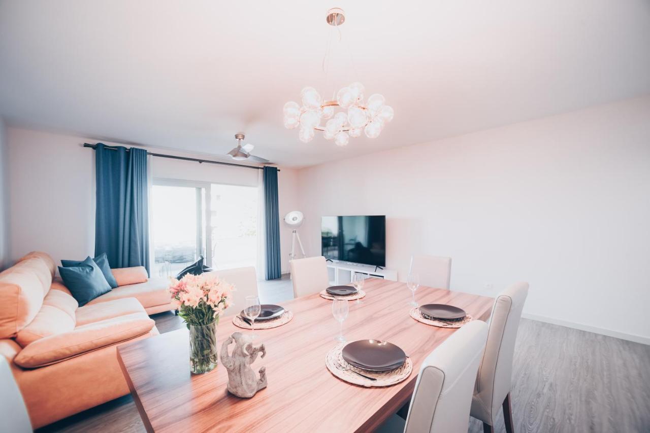Elephant 2Br Apartment With Terrace, Side Sea View And Pool Access フンシャル エクステリア 写真
